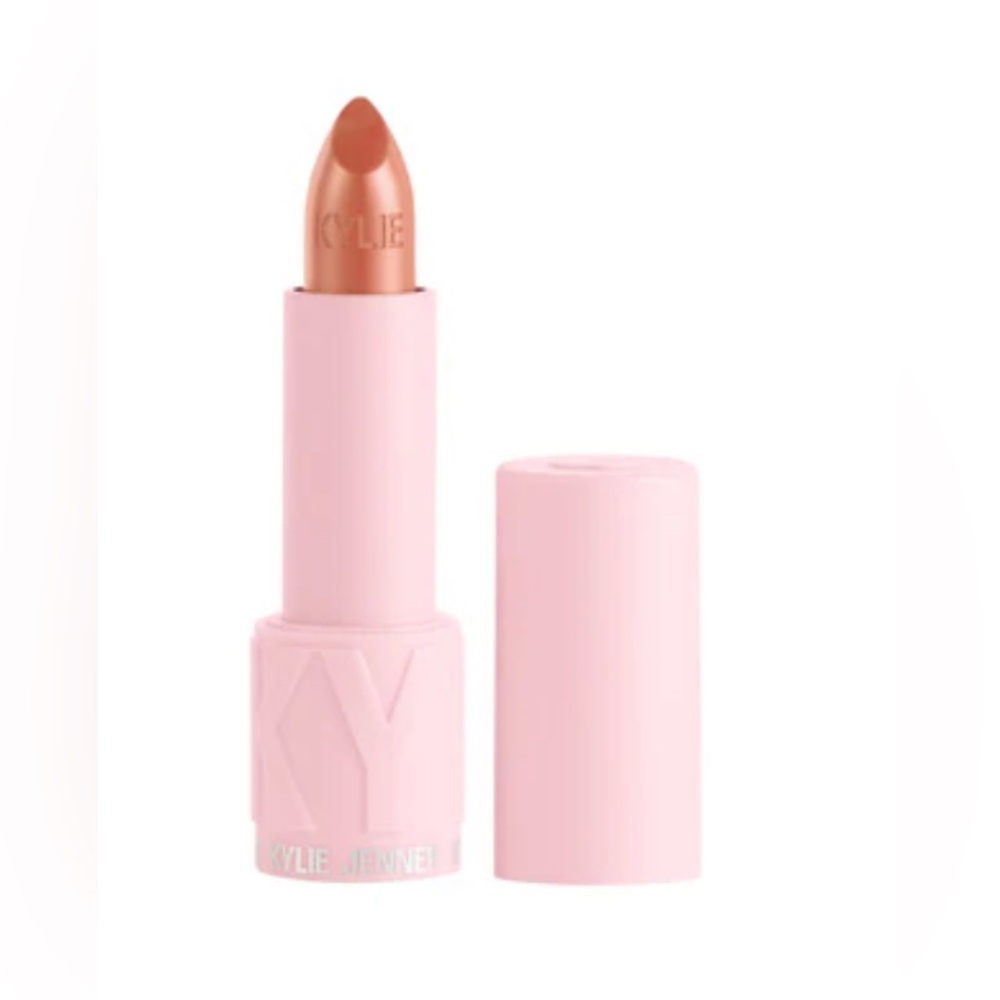 Kylie Cosmetics One For The Books Creme Lipstick 💄
